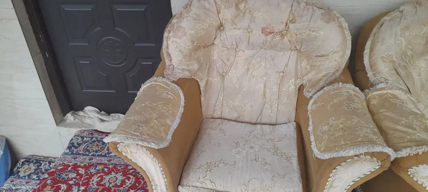 مبلمان|مبلمان خانگی و میز عسلی|صومعه‌سرا, |دیوار