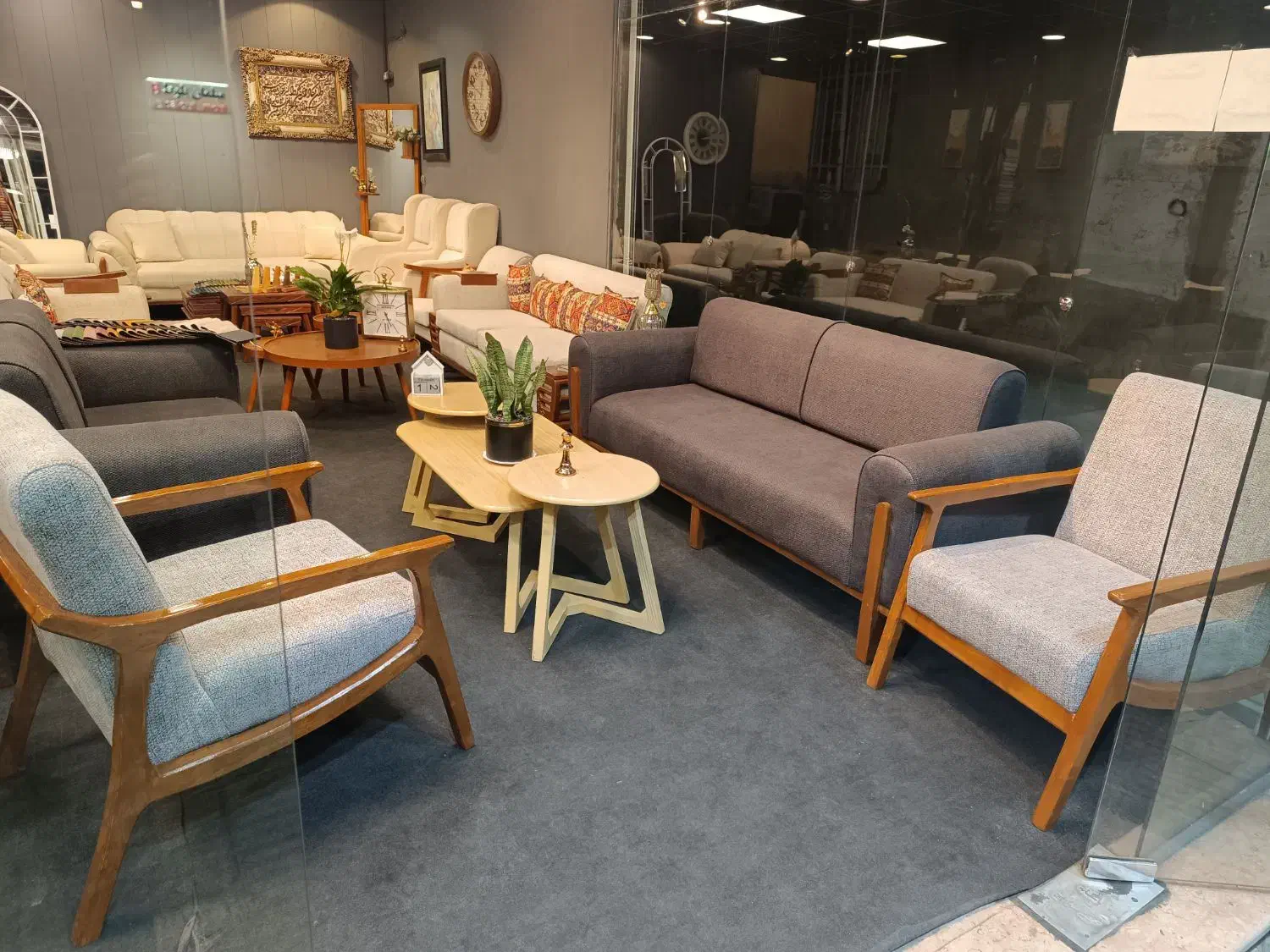 مدل هانزو|مبلمان خانگی و میز عسلی|تهران, شهرک ولیعصر جنوبی|دیوار