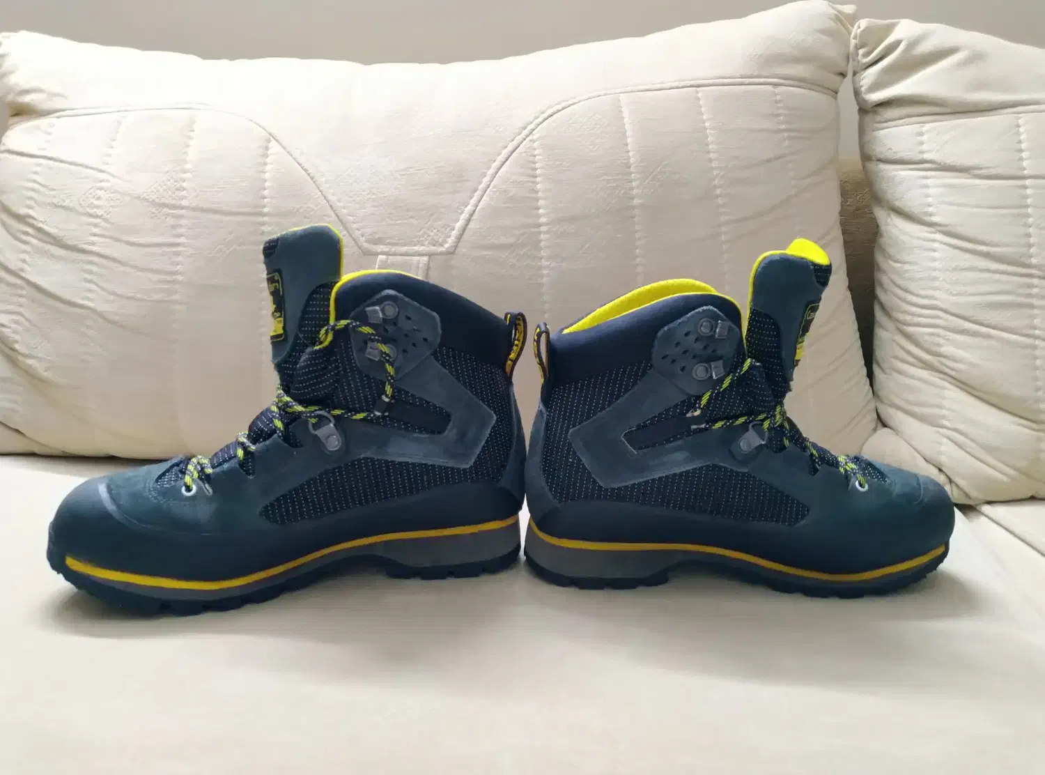 فروش کفش کوهنوردی لاوان مدل سهند|کیف، کفش، کمربند|شیراز, حومه شیراز|دیوار