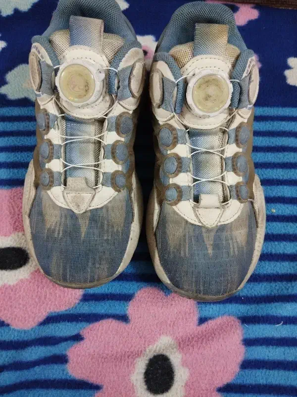 کفش اسپرت|کفش و لباس بچه|قم, باغ کرباسی|دیوار