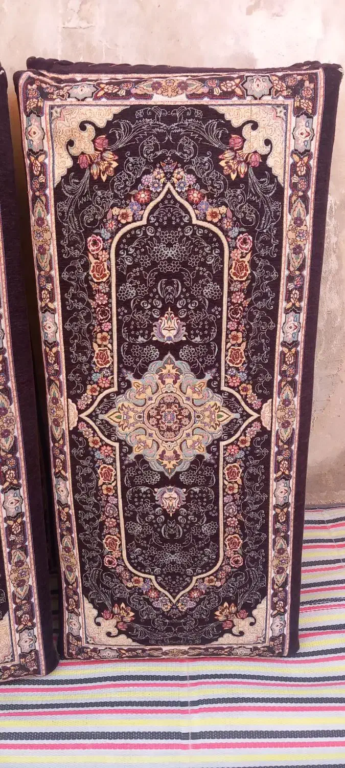 ۴ عدد پشتی|پشتی|گرگان, |دیوار