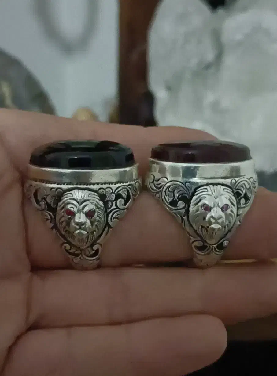 انگشتر عقیق|جواهرات|رباط‌کریم, رباط‌کریم|دیوار