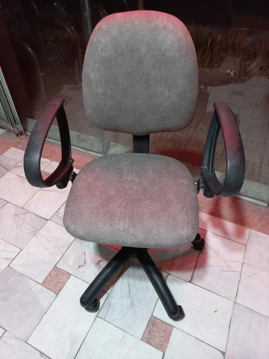 صندلی چرخدار|مبلمان اداری|سمنان, |دیوار