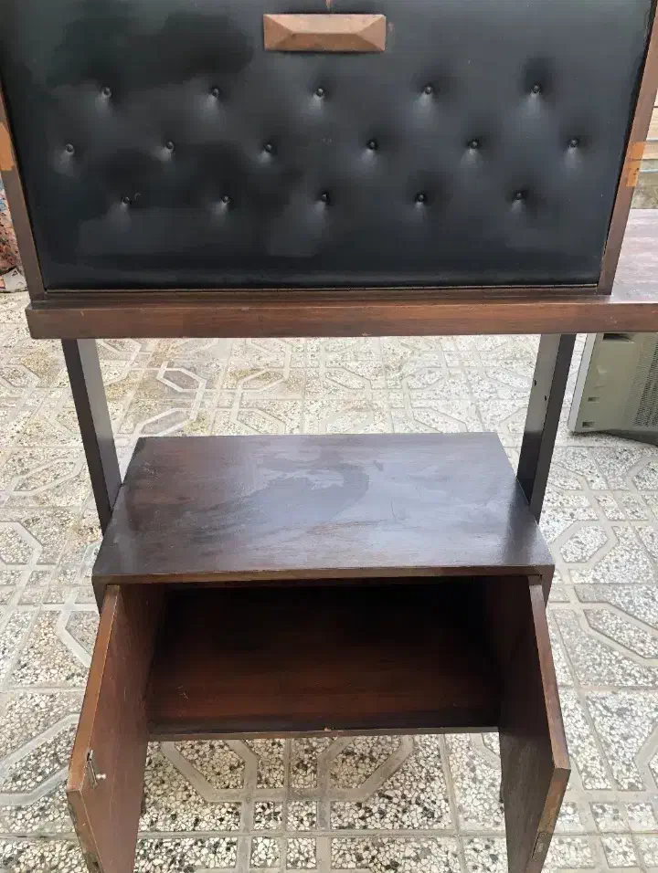 کتابخانه|کتابخانه، شلف، قفسه‌های دیواری|بندر ترکمن, |دیوار