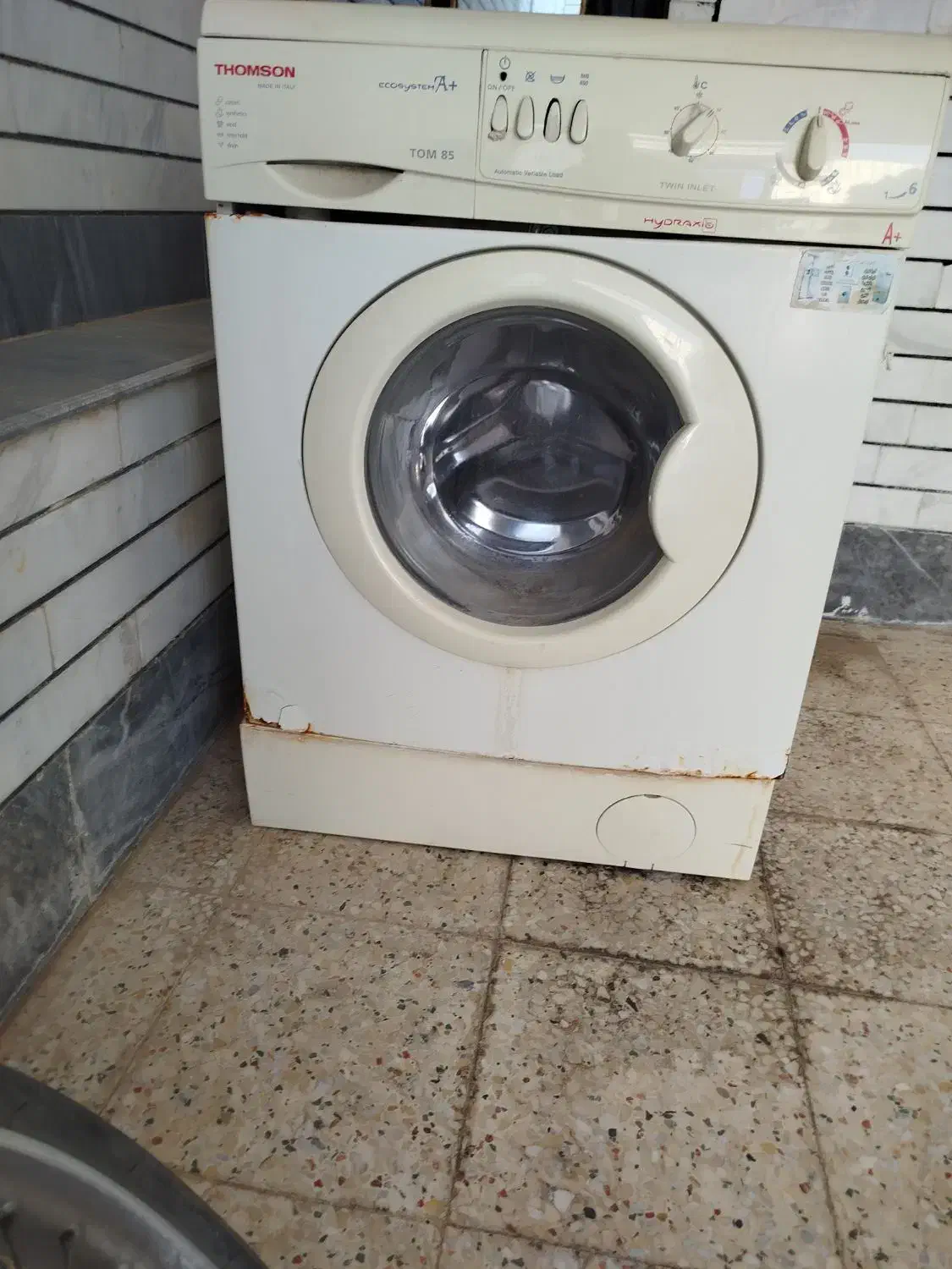 لباسشویی ۶ کیلویی مارک تامسون  ایتالیایی اصل|ماشین لباسشویی و خشک‌کن لباس|بهبهان, |دیوار