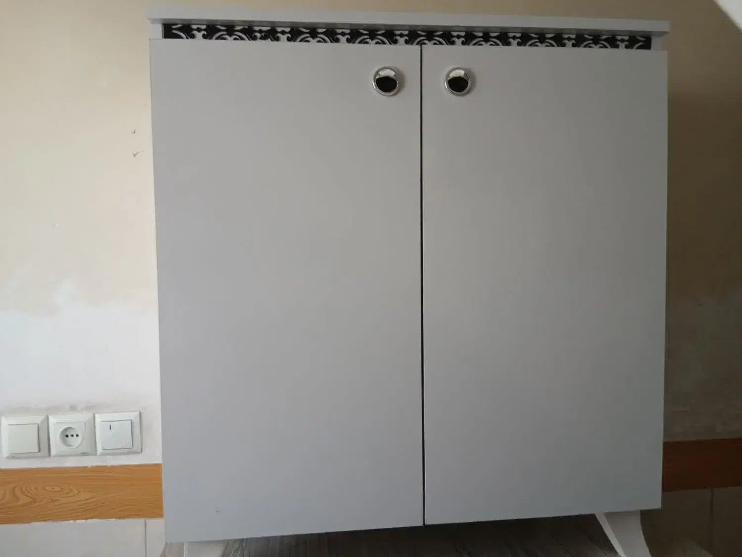 جاکفشی|جاکفشی، کمد، دراور|اراک, |دیوار