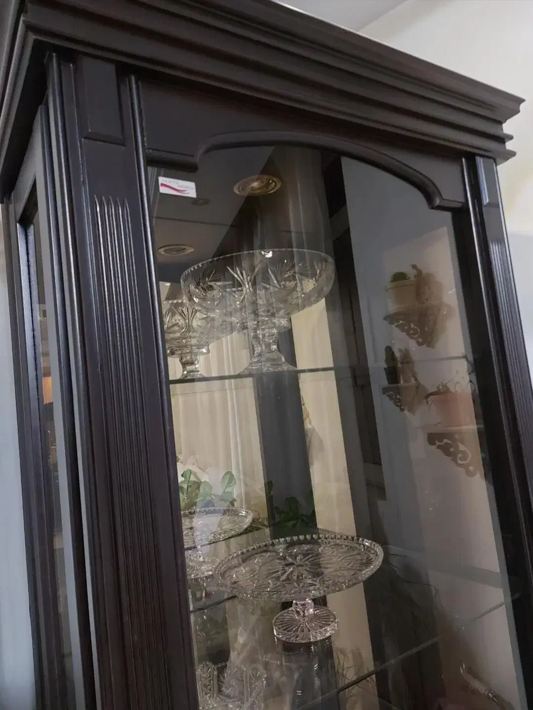 ویترین  چوبی سه طبقه شیشه ای|بوفه، ویترین، کنسول|دماوند, دماوند|دیوار