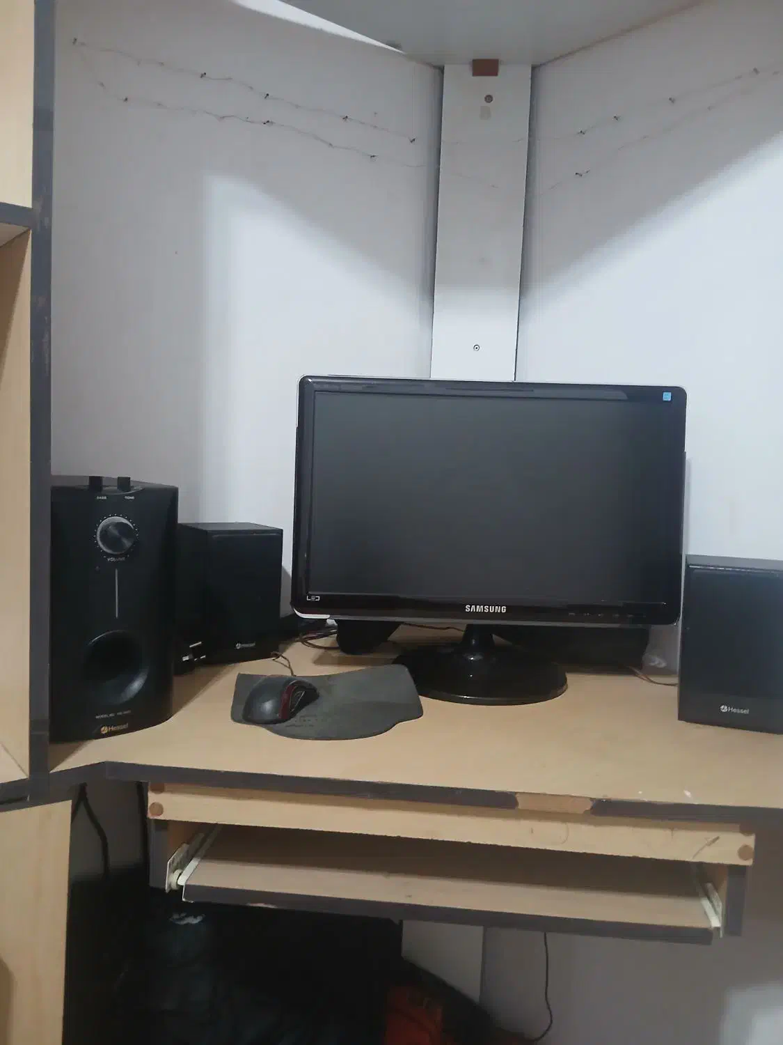 کامپیوتر سالم وتمیز|رایانه رومیزی|آستانه اشرفیه, |دیوار