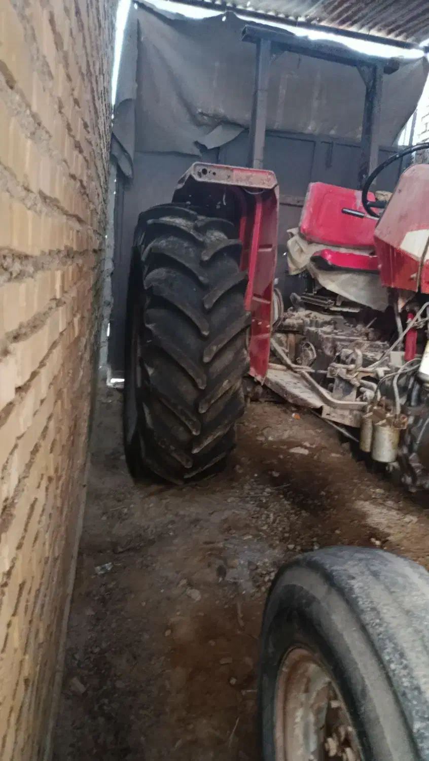 تراکتور مدل ۸۱ تمیز مدارک کامل با دیکس سه ستاره|خودرو سنگین|شادگان, |دیوار