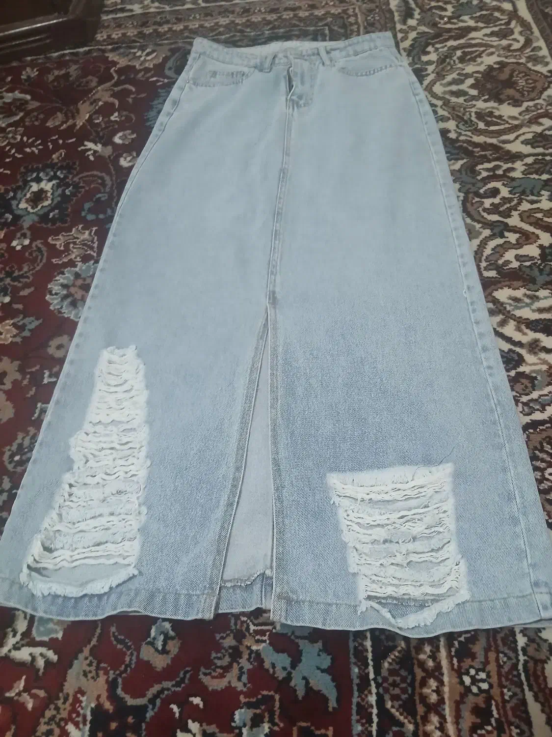 دامن لی نو|لباس|نیشابور, شهرک رسولی|دیوار