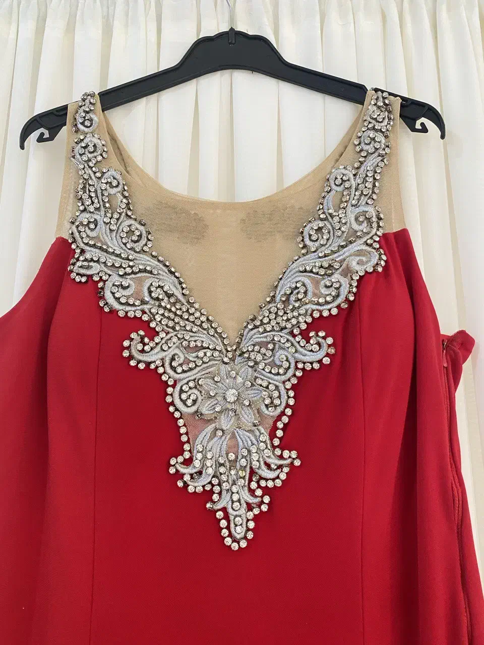 لباس مجلسی|لباس|علی‌آباد کتول, |دیوار