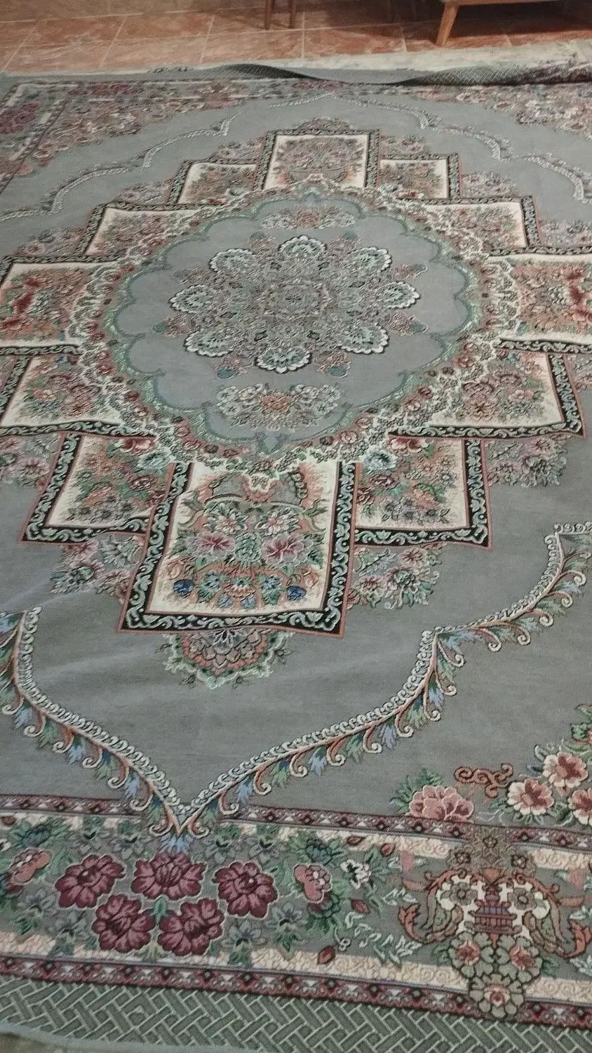 روفرشی دوازده متری در حد نو فقط یک زدگی کوچک داره|روفرشی|خرمآباد, |دیوار