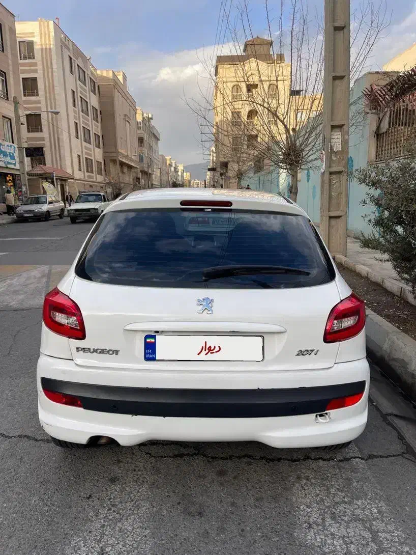 ۲۰۷ اتومات ۹۶|خودرو سواری و وانت|اندیشه, اندیشه فاز ۲|دیوار