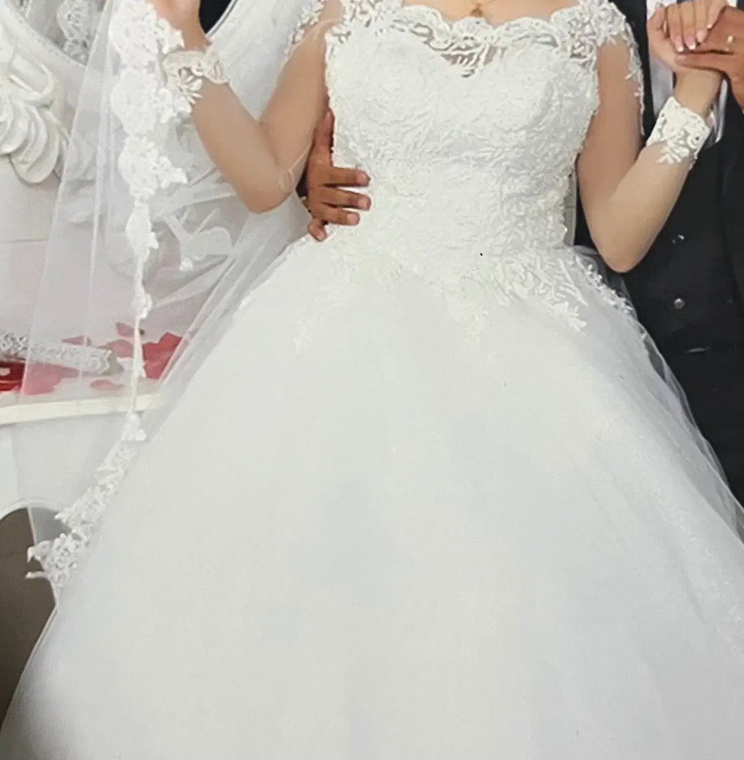 لباس عروس|لباس|تهران, تهرانپارس شرقی|دیوار