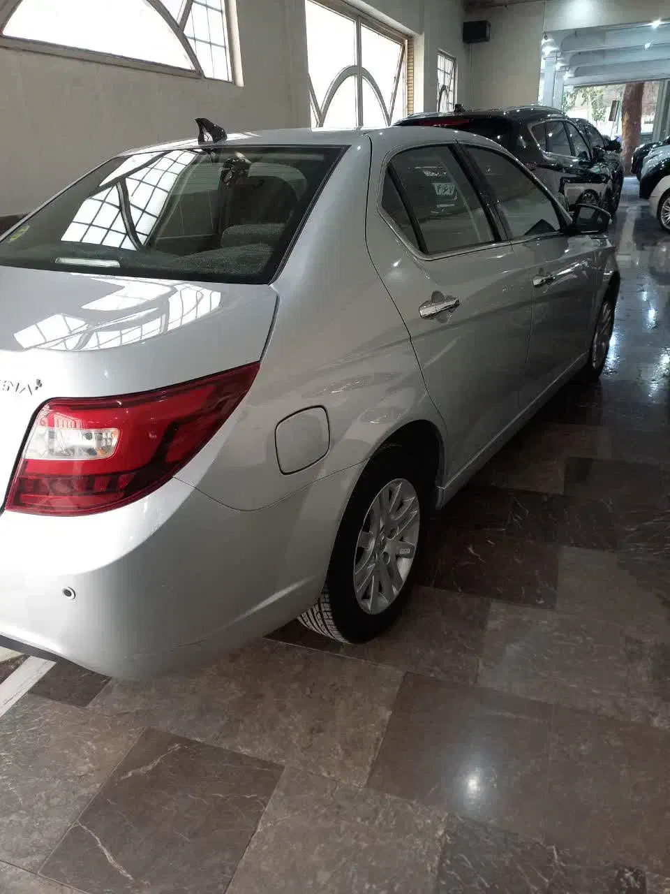 دنا پلاس.مدل۹۸.دنده ایی|خودرو سواری و وانت|اصفهان, خلجا|دیوار