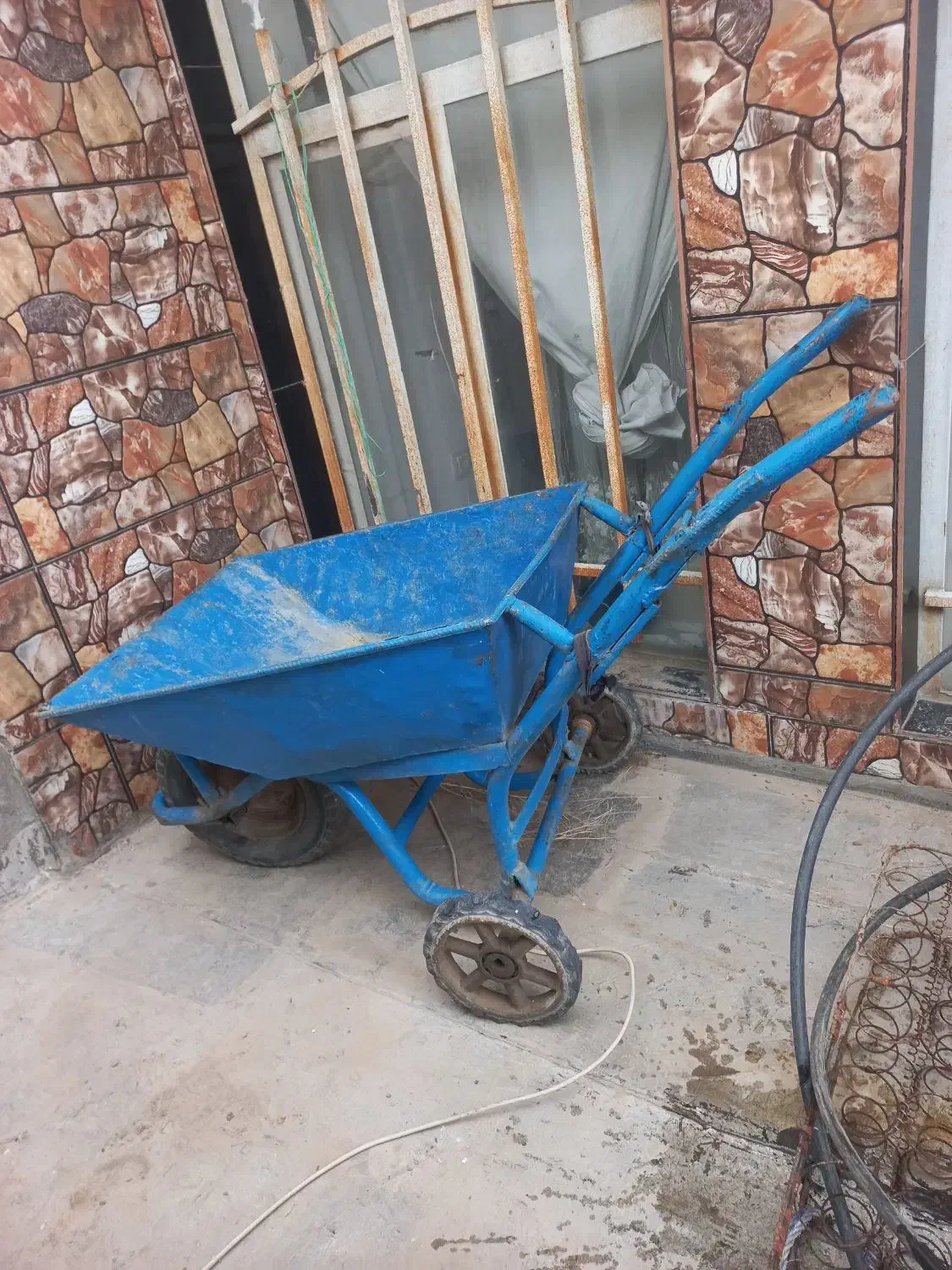 فرغون|ابزارآلات|کرمانشاه, |دیوار