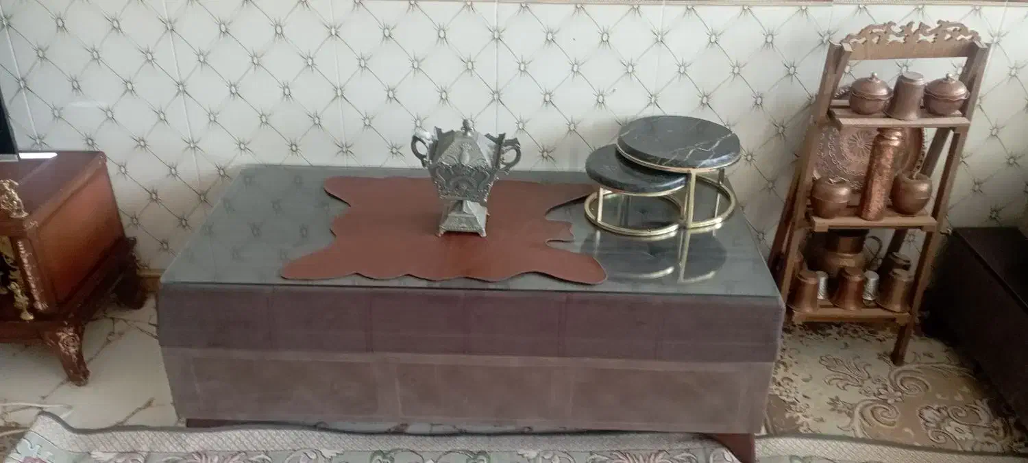 تعدادی وسایل خانه فروشی|مبلمان خانگی و میز عسلی|نورآباد, |دیوار