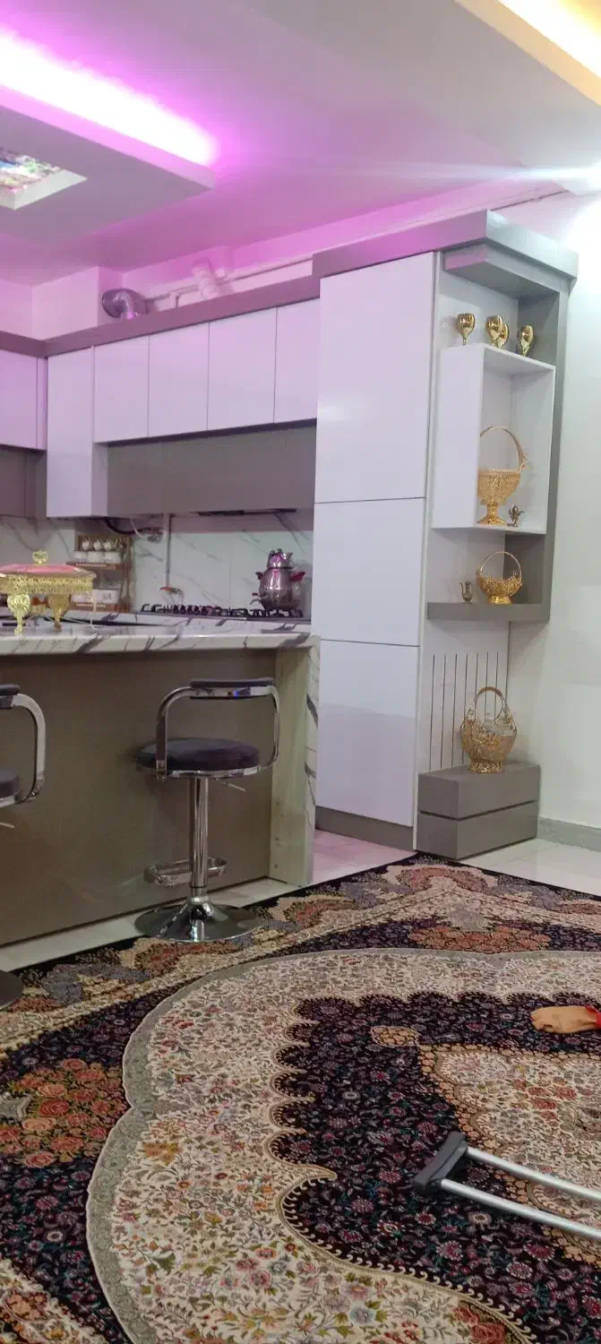 صندلی اپن|میز و صندلی غذاخوری|بیرجند, |دیوار