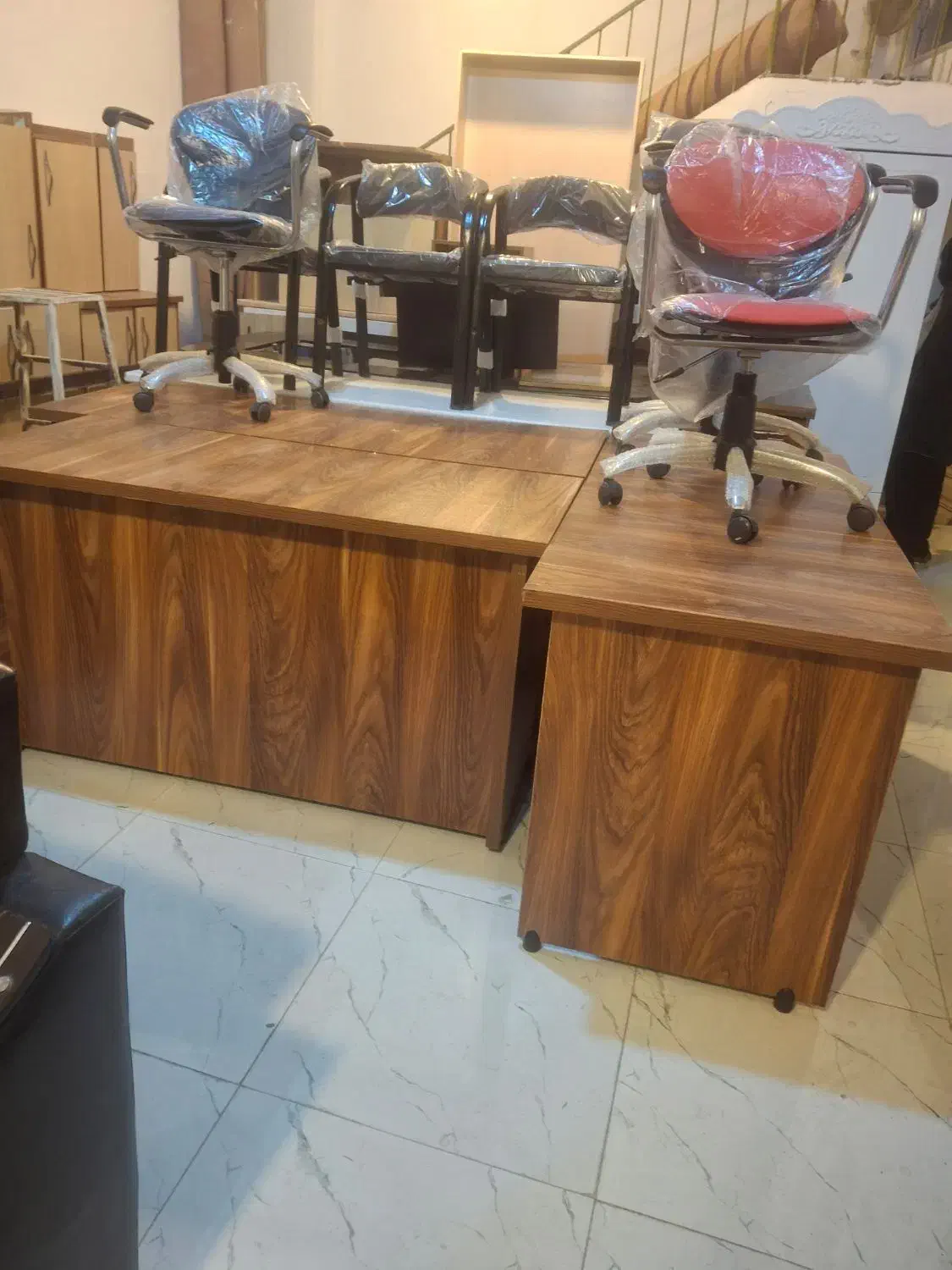 میز  مدیریت|دفتر کار|مشگین شهر, |دیوار