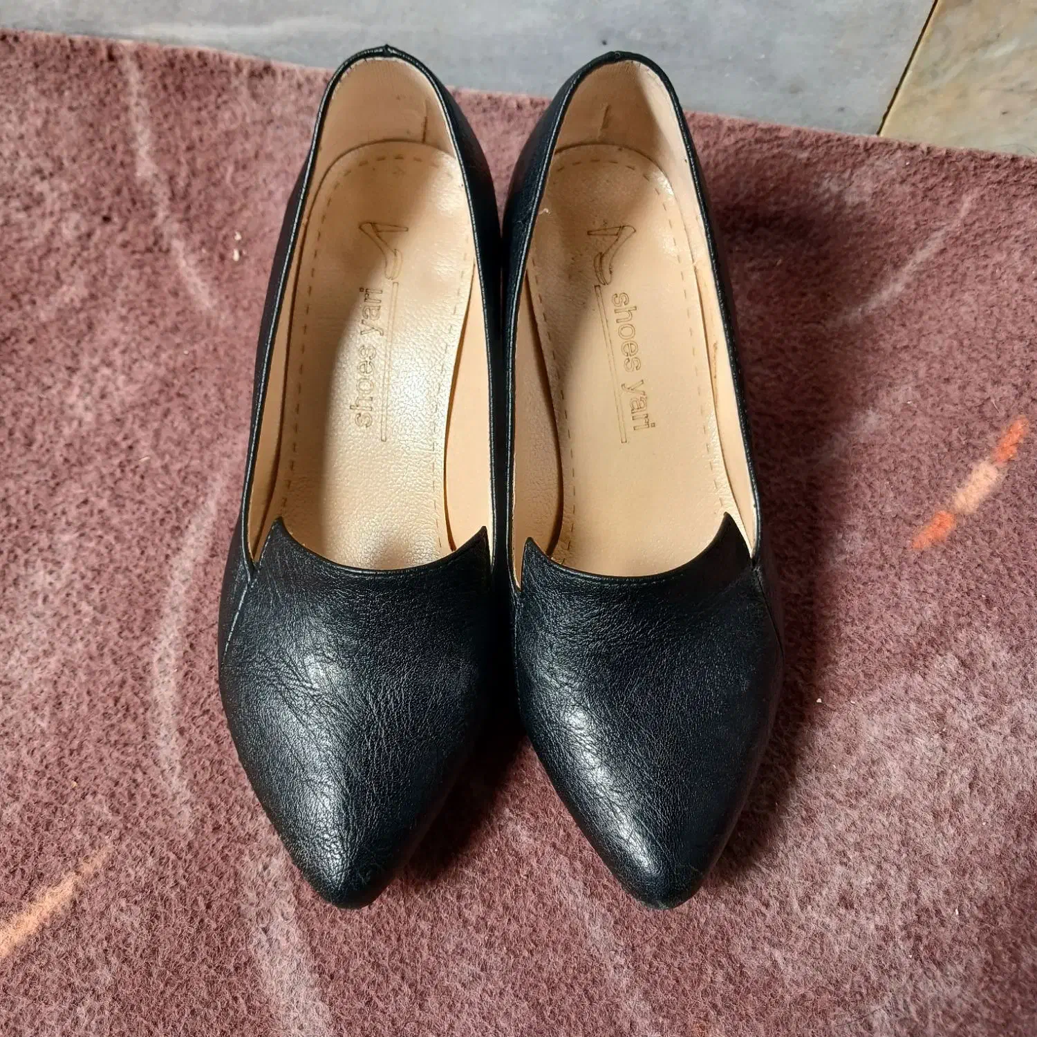 کفش چرم زنانه سایز37|کیف، کفش، کمربند|نی‌ریز, |دیوار