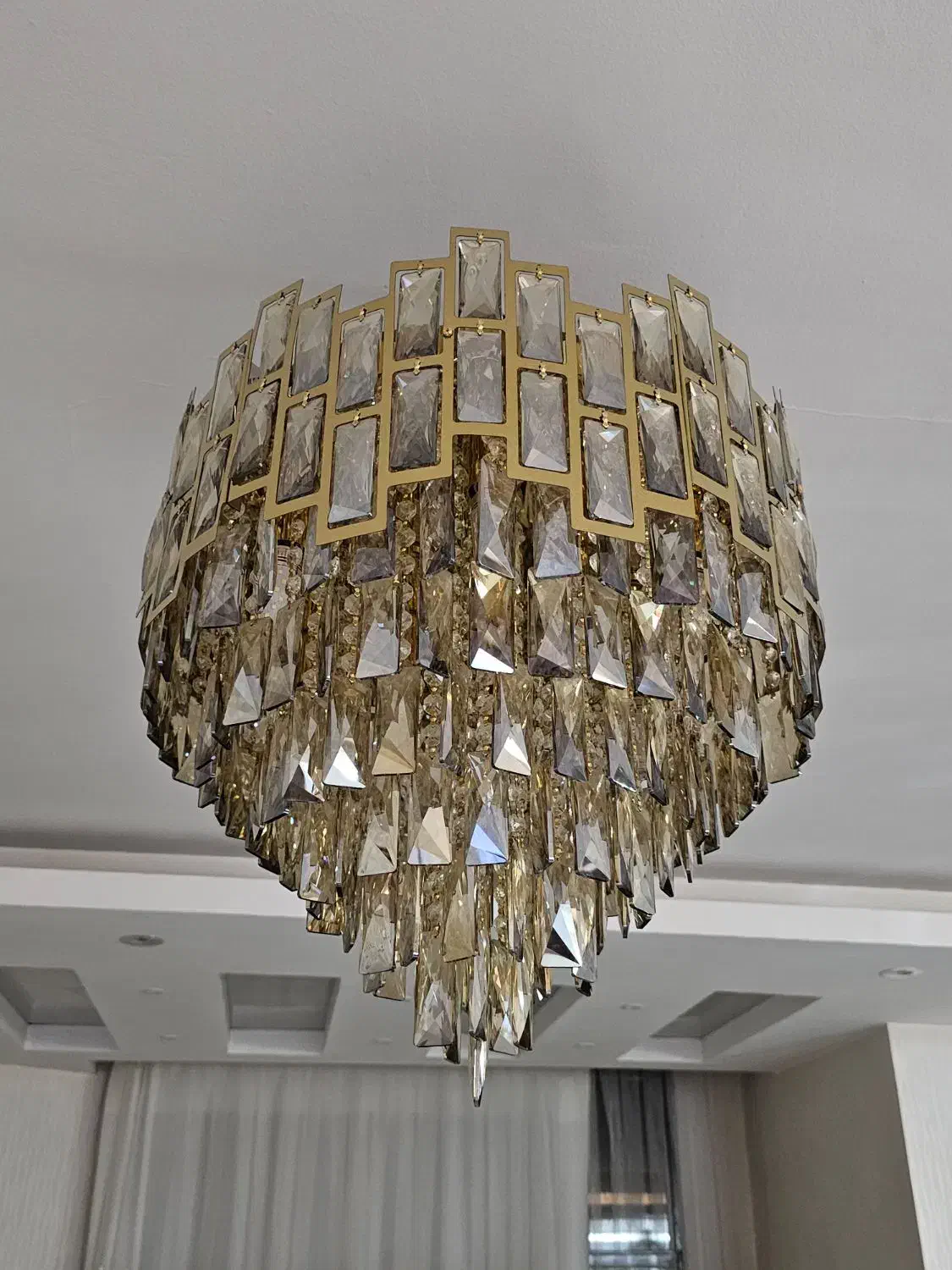 دوعدد لوستر سایزبزرگ|لوستر و چراغ آویز|اصفهان, میرعماد|دیوار