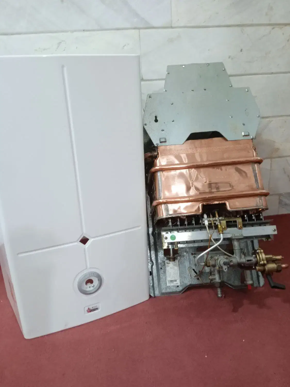 آبگرمکن دیواری بوتان مدل 3115 در حد نو|آبگرمکن، پکیج، شوفاژ|قم, قلعه کامکار|دیوار