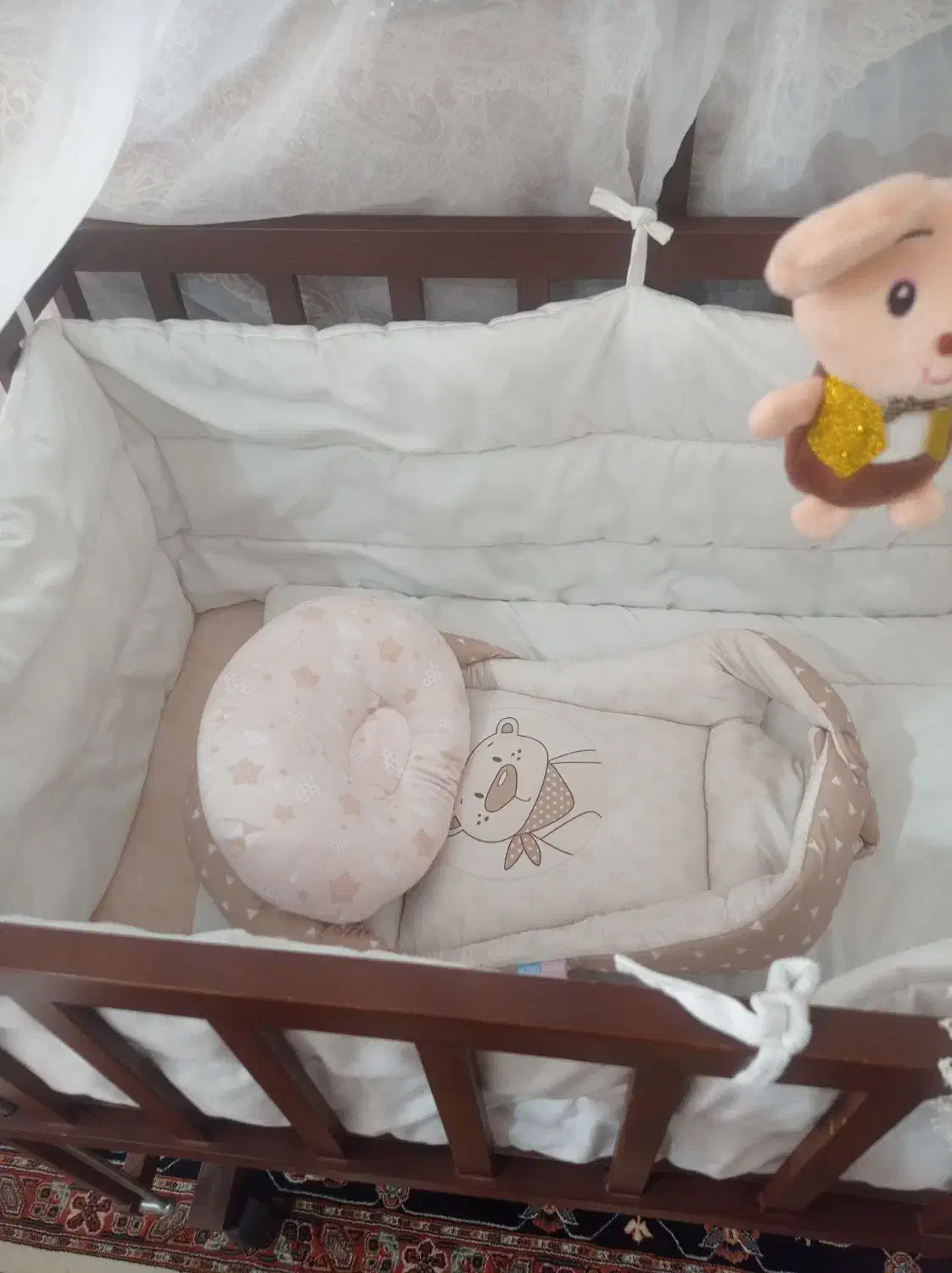 تخت کنار مادر|تخت و صندلی بچه|خسروشاه, |دیوار