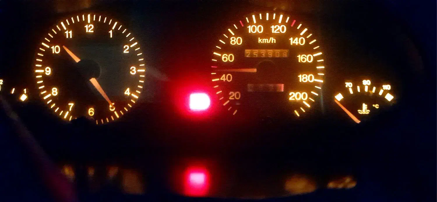 پژو RD کم کارکرد سر حال|خودرو سواری و وانت|اصفهان, باغ فدک|دیوار