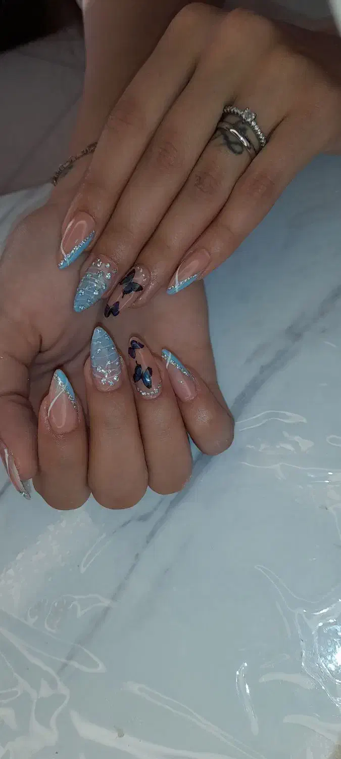 کاشت ناخن و اکستنشن مژه|خدمات آرایشگری و زیبایی|صفادشت, |دیوار