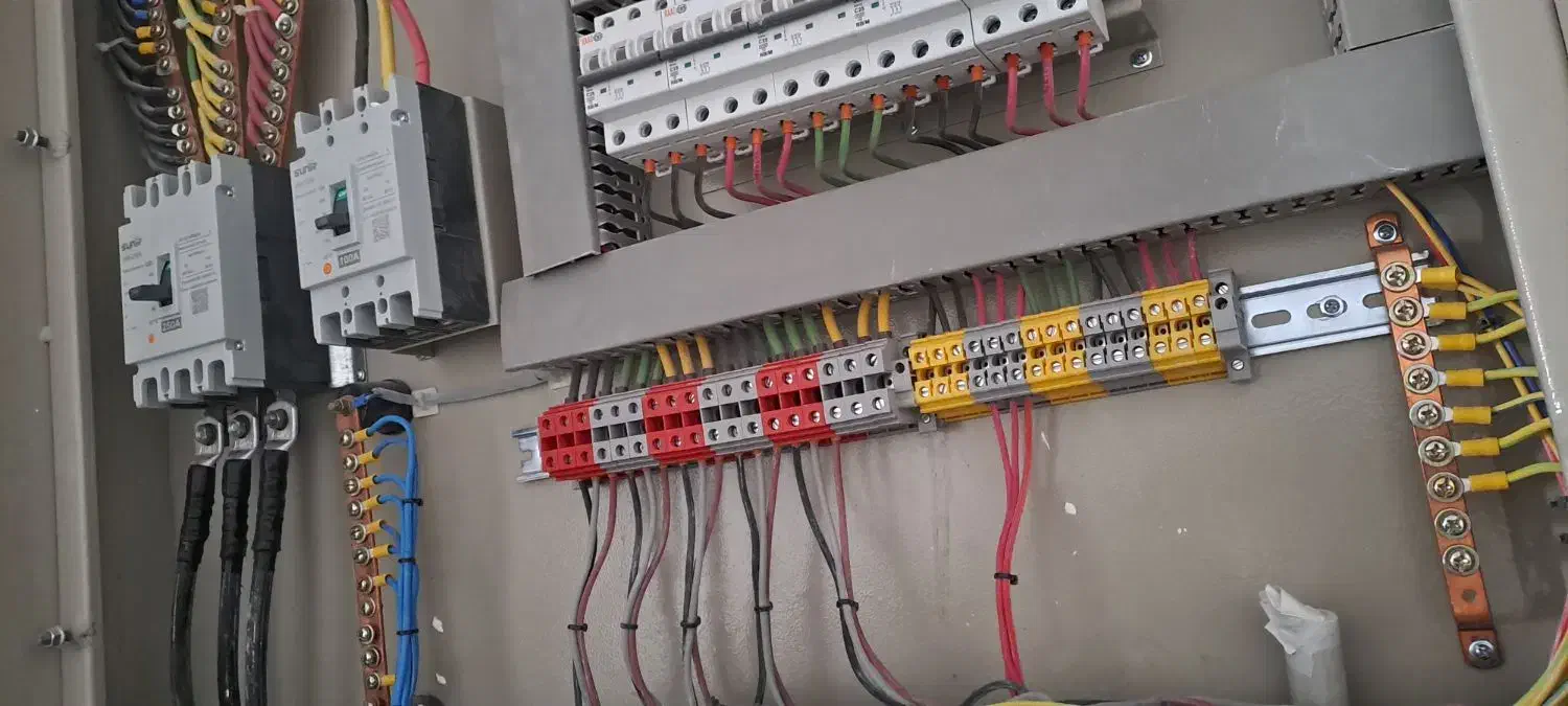 برق کاری . عیب یابی . رفع اتصالی.|خدمات پیشه و مهارت|زاهدان, |دیوار