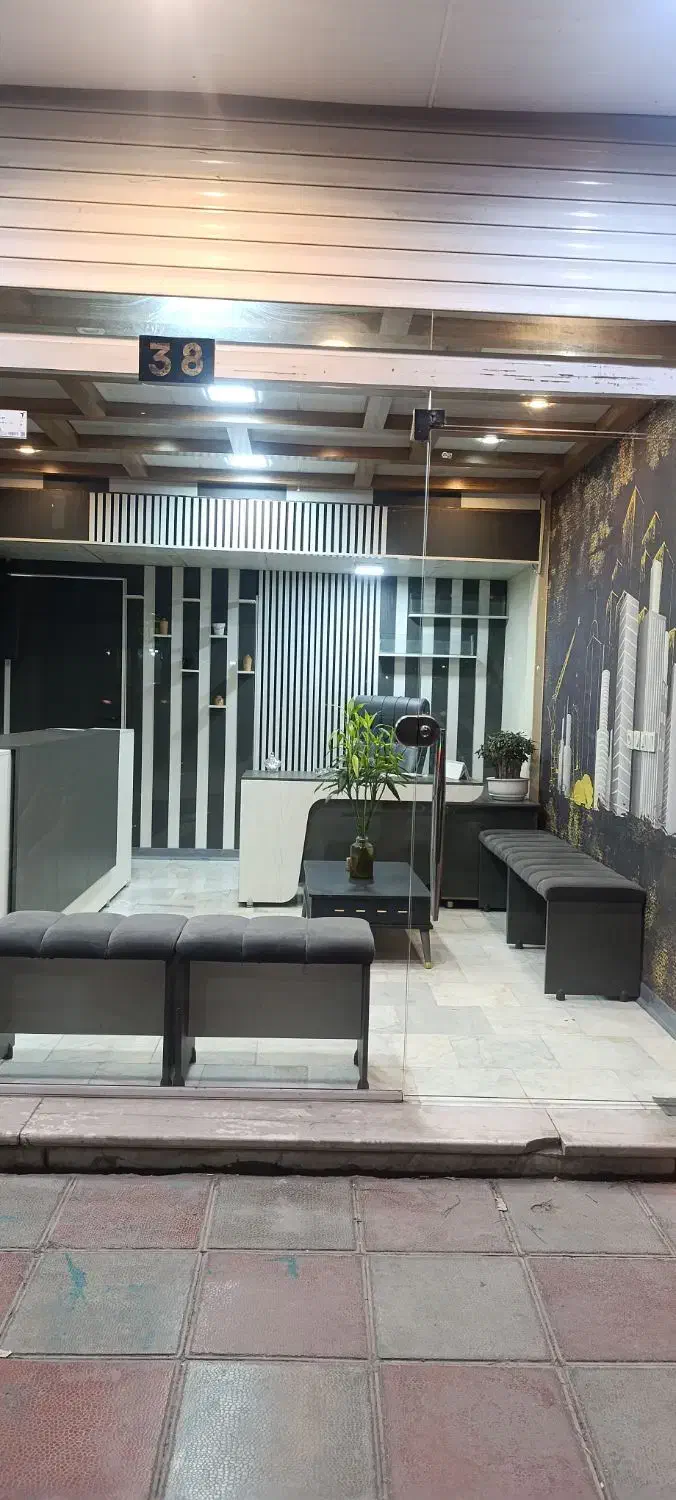 واگذاری یک مغازه با لوکیشن عالی|اجارهٔ مغازه و غرفه|پاکدشت, پاکدشت (مامازند)|دیوار