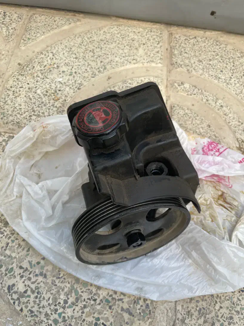 پمپ هیدرولیک ۲۰۶|قطعات یدکی و لوازم جانبی|اصفهان, شهرک صنعتی امیرکبیر (شاپور جدید)|دیوار