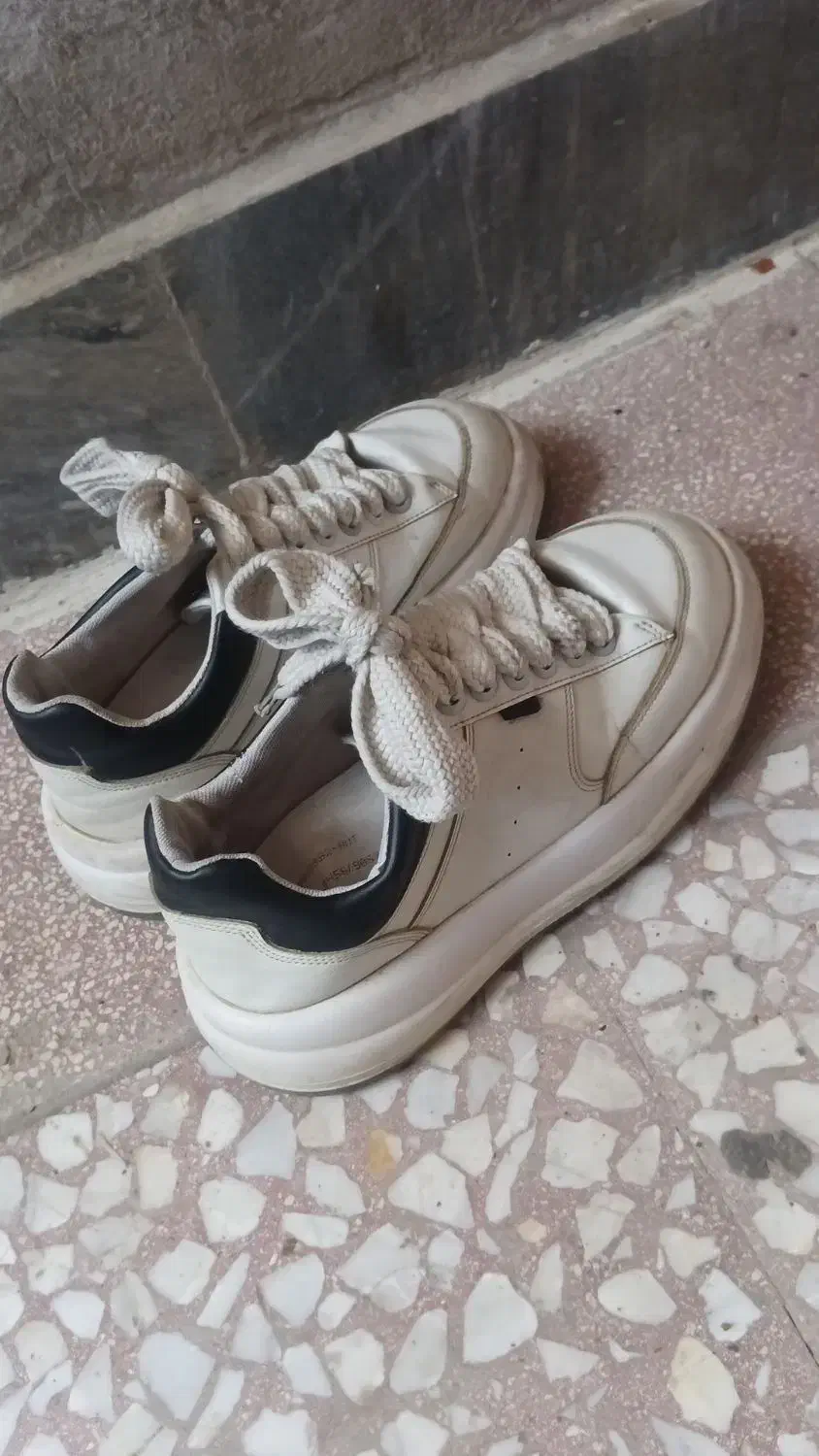 فروش کفش زیر قیمت|کیف، کفش، کمربند|قم, سالاریه|دیوار