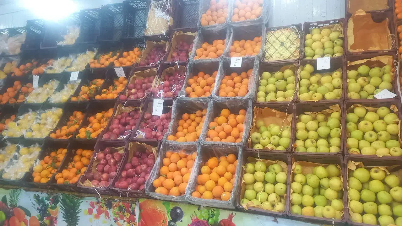 به یک نیروی کار ماهر در فروشگاه میوه|استخدام خدمات فروشگاه و رستوران|کرمان, |دیوار