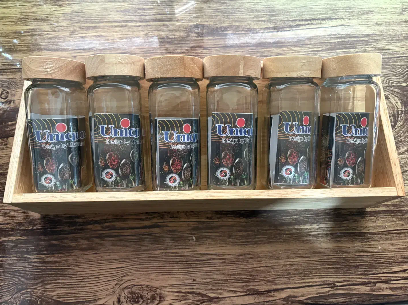 جای ادویه|ظروف نگهدارنده، پلاستیکی، یک‌بارمصرف|خمین, |دیوار