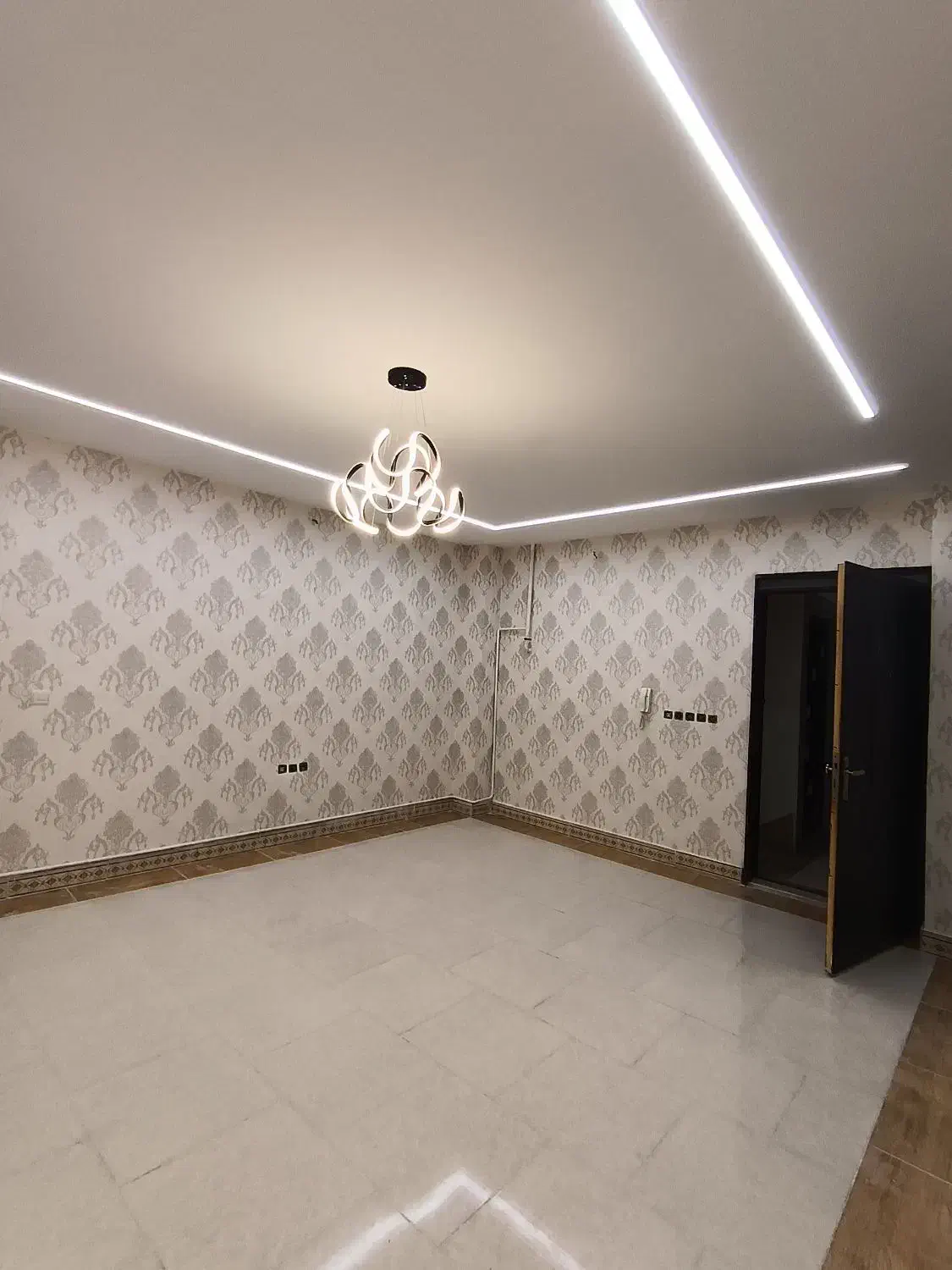 آپارتمان 81 هکتاری|فروش آپارتمان|بروجرد, |دیوار