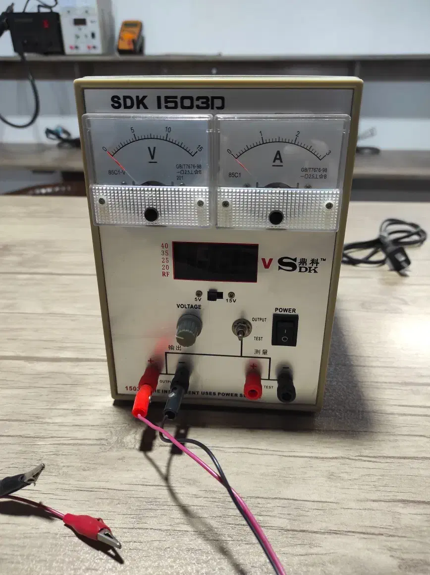 منبع تغذیه آنالوگ|لوازم جانبی موبایل و تبلت|رشت, معلم|دیوار