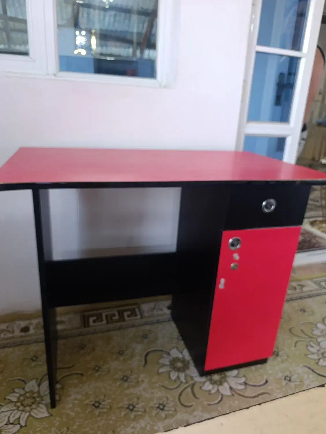 میز تحریر|میز تحریر و کامپیوتر|آستارا, |دیوار