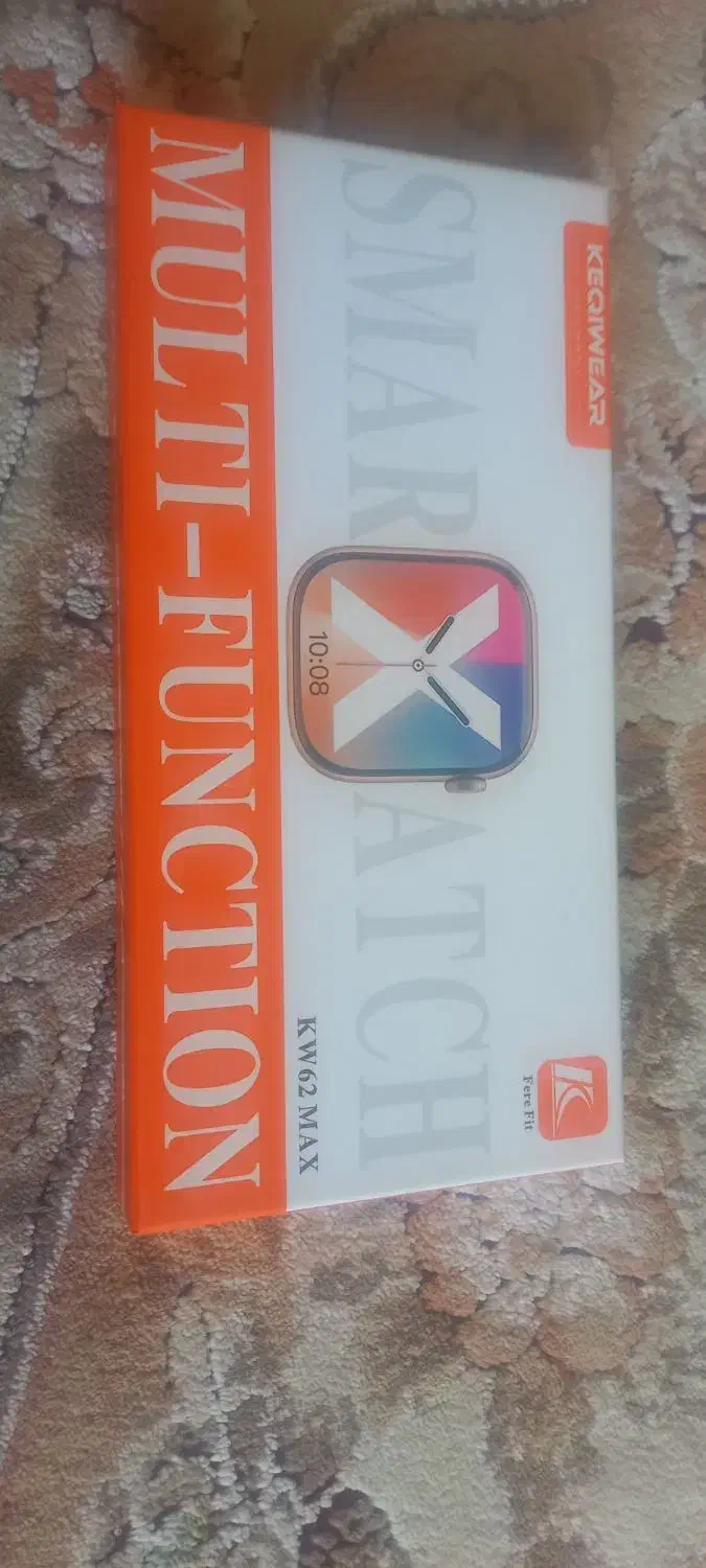 ساعت نو|ساعت|تویسرکان, |دیوار