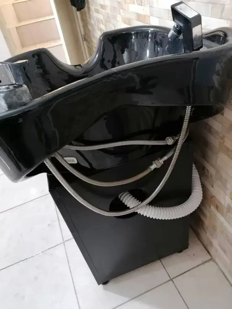 سرشور|آرایشگاه و سالن‌های زیبایی|محمدشهر, محمدشهر|دیوار