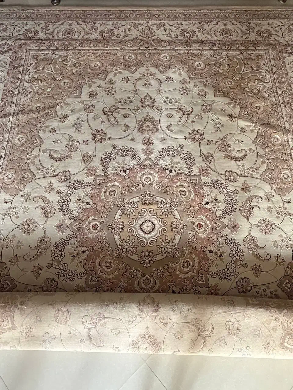 فرش ۱۲ متری، فرش مشهد|فرش|مشهد, هفت تیر (حافظ)|دیوار