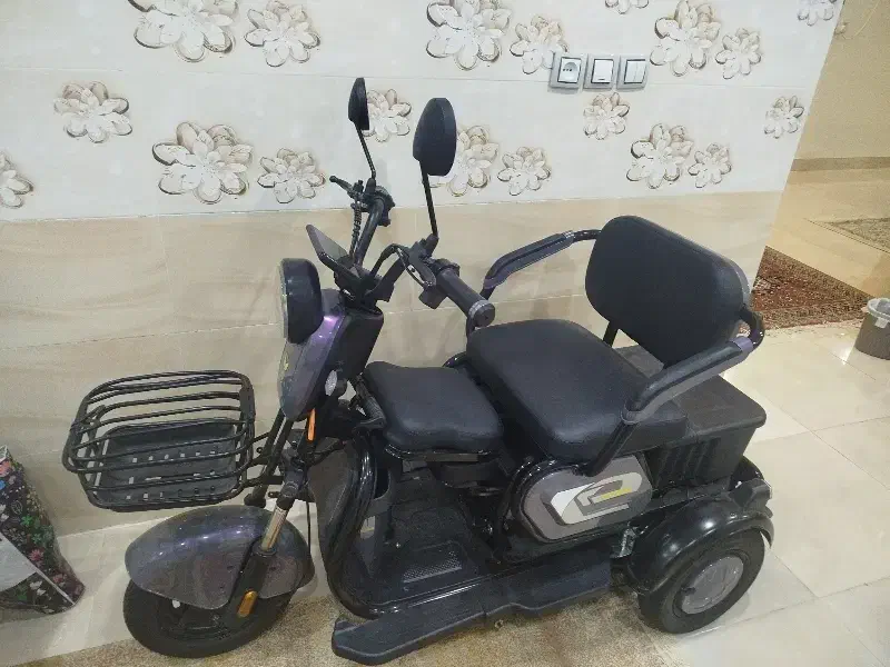 موتور شارژی ویژه معلولین و سالمندان 2500 درهم|موتورسیکلت|گله دار, |دیوار