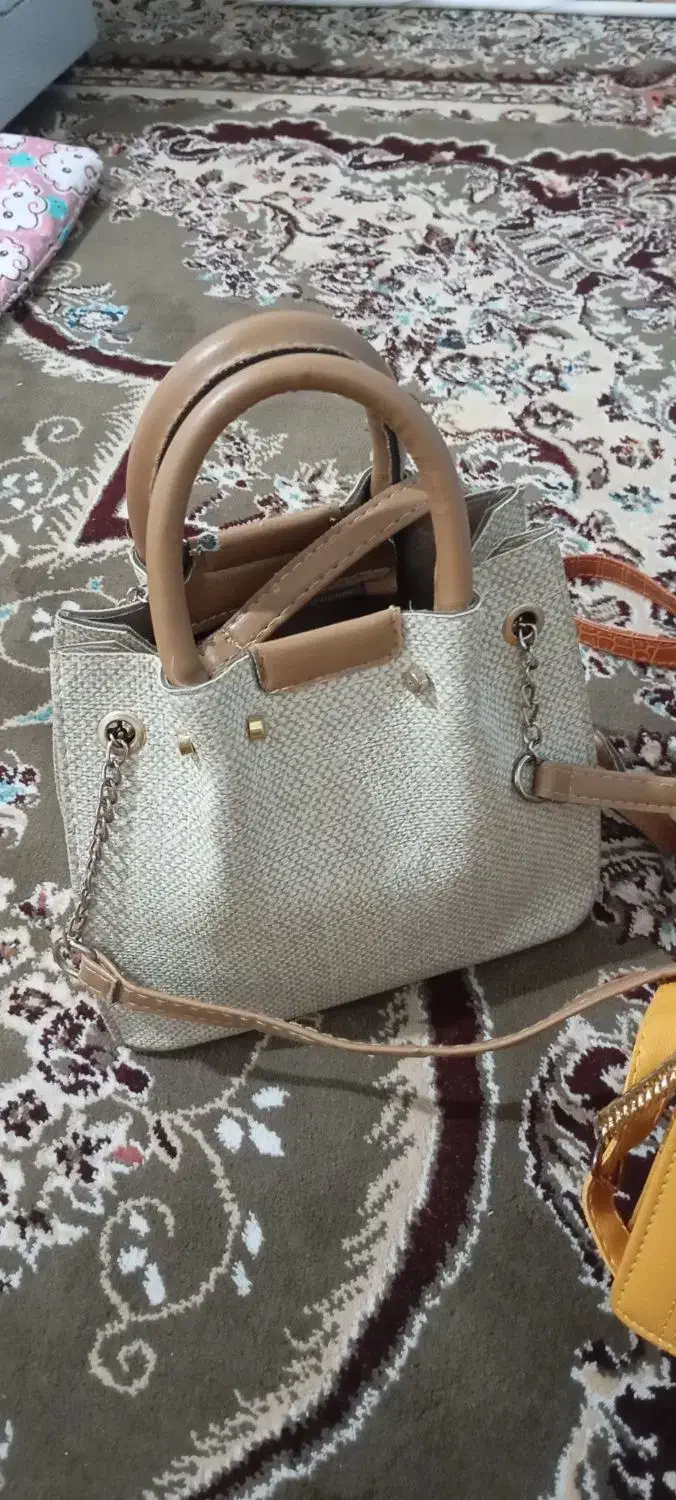 کیف کاملا سالم|کیف، کفش، کمربند|خمینی‌شهر, |دیوار