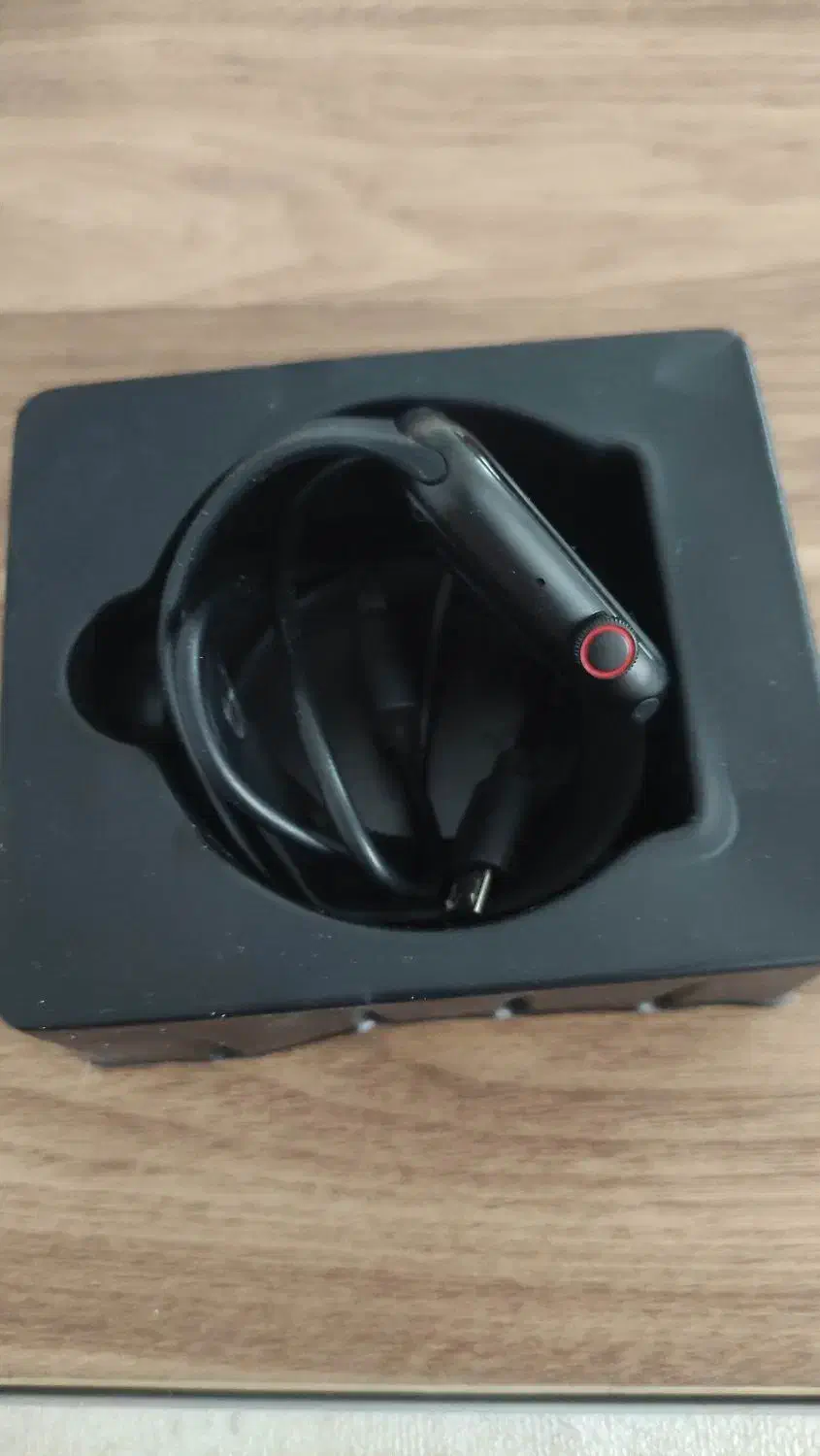 ساعت هوشمند با شارژر و جعبه 600000|ساعت|اهر, |دیوار