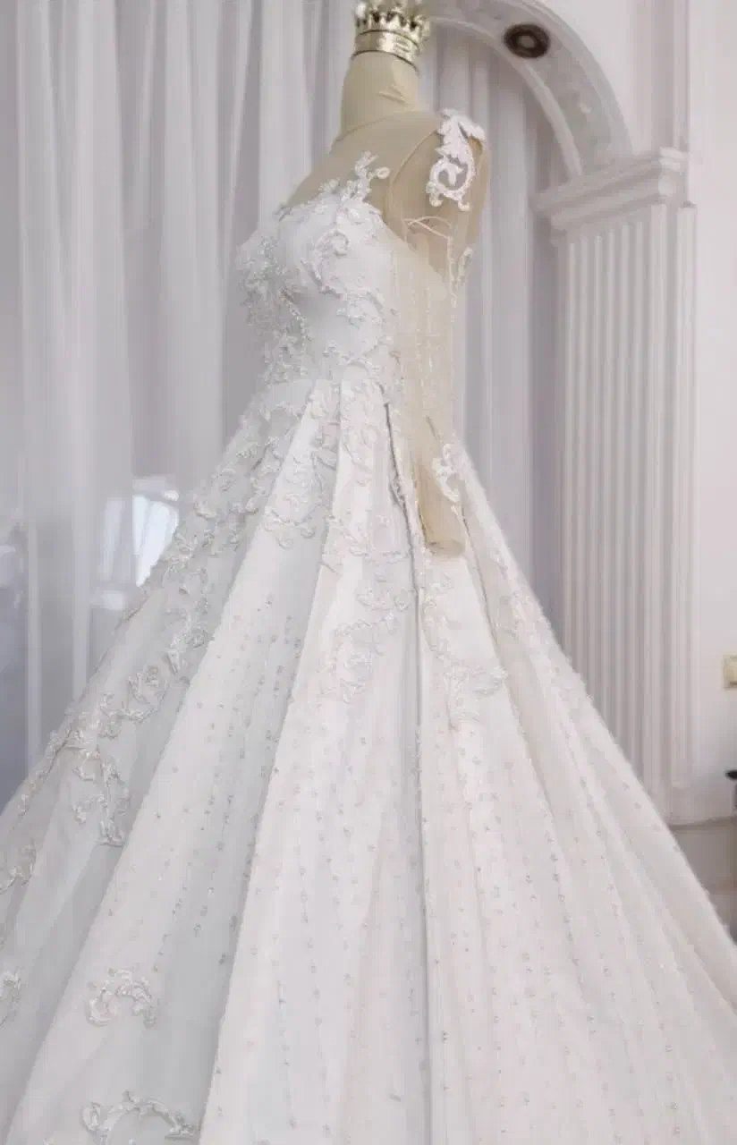 لباس عروس|لباس|اردکان, |دیوار