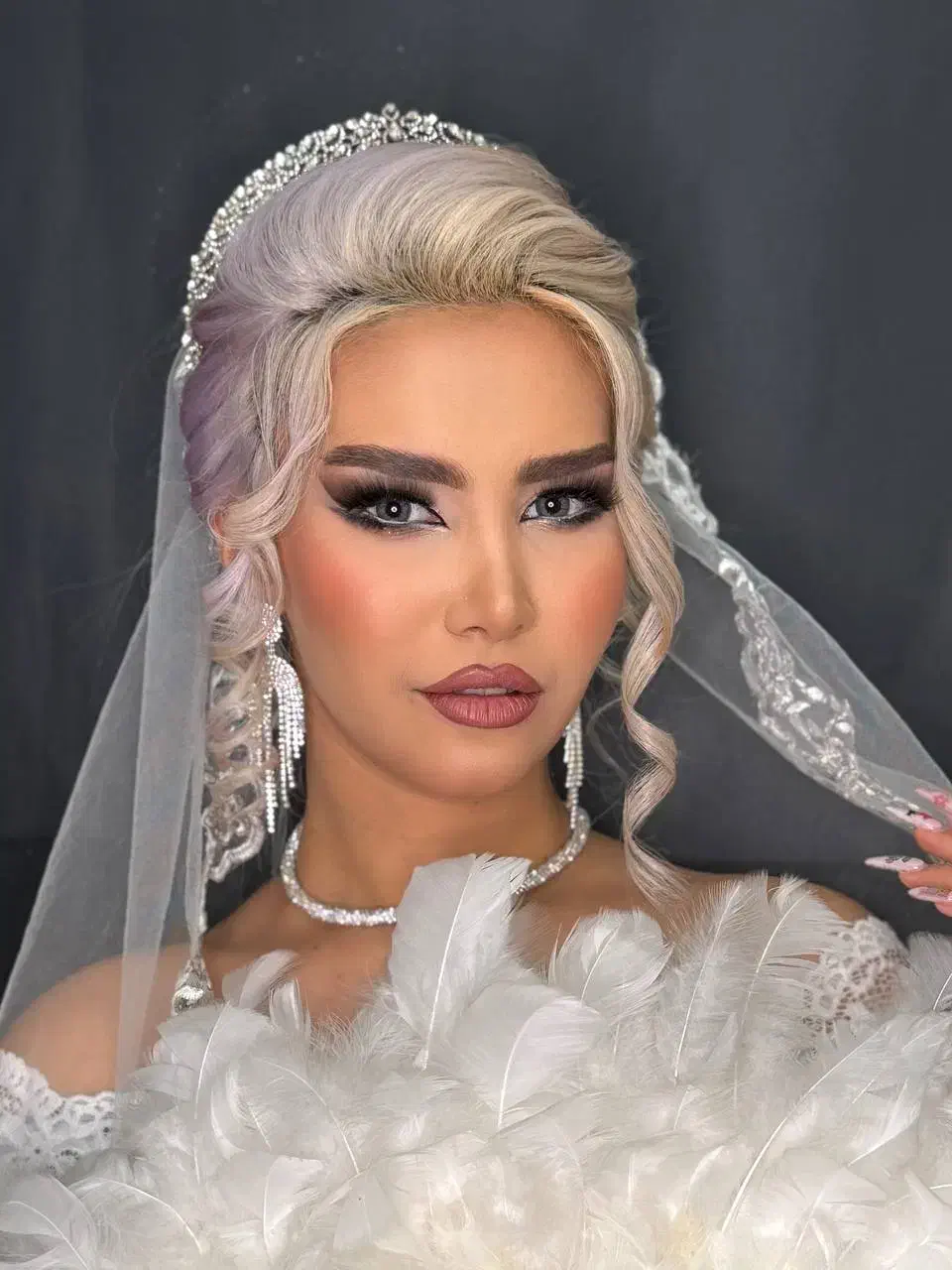 میکاپ شینیون حرفهای آف ویژه|خدمات آرایشگری و زیبایی|تهران, استاد معین|دیوار