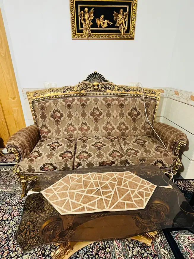 مبل تاج دار|مبلمان خانگی و میز عسلی|زرند, |دیوار
