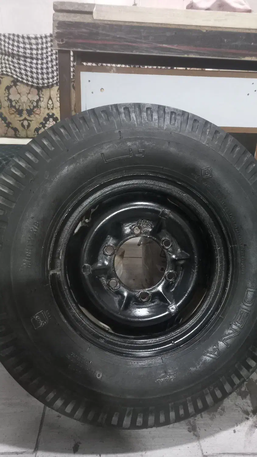 لاستیک نیسان|قطعات یدکی و لوازم جانبی|ورامین, ورامین|دیوار