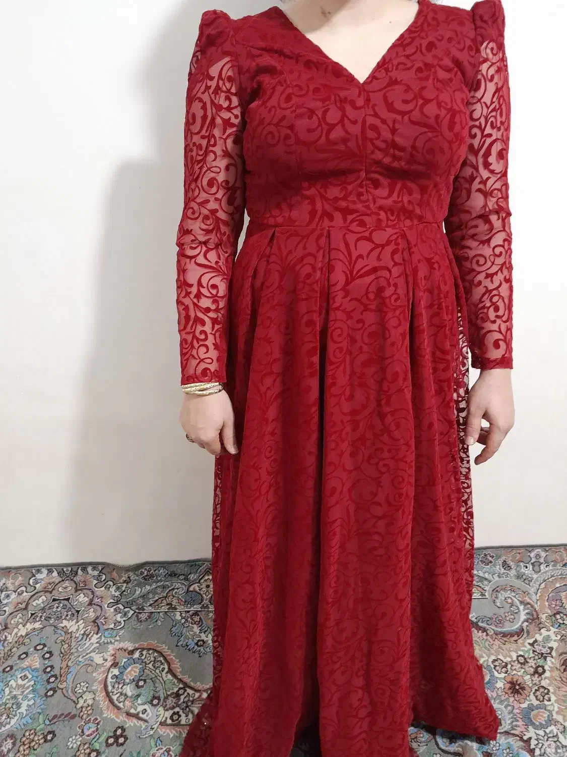 لباس مجلسی|لباس|کنگاور, |دیوار