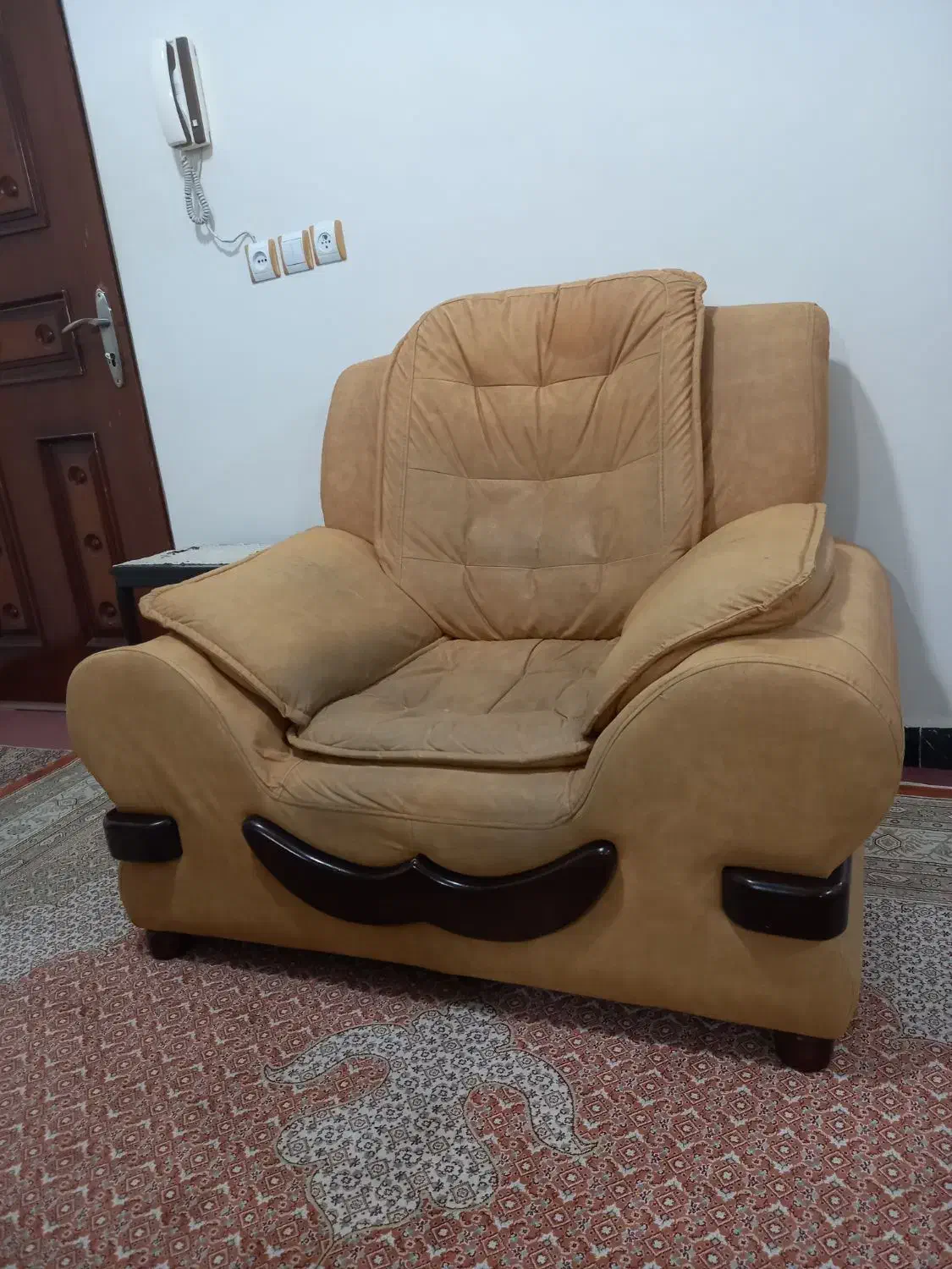 مبل ۷ نفره|مبلمان خانگی و میز عسلی|خرم‌آباد, |دیوار